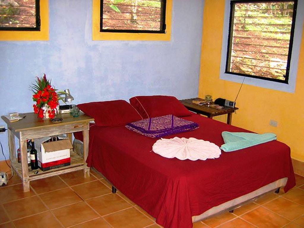 Denny'S Beach Resort Hotel Mariscos Room photo